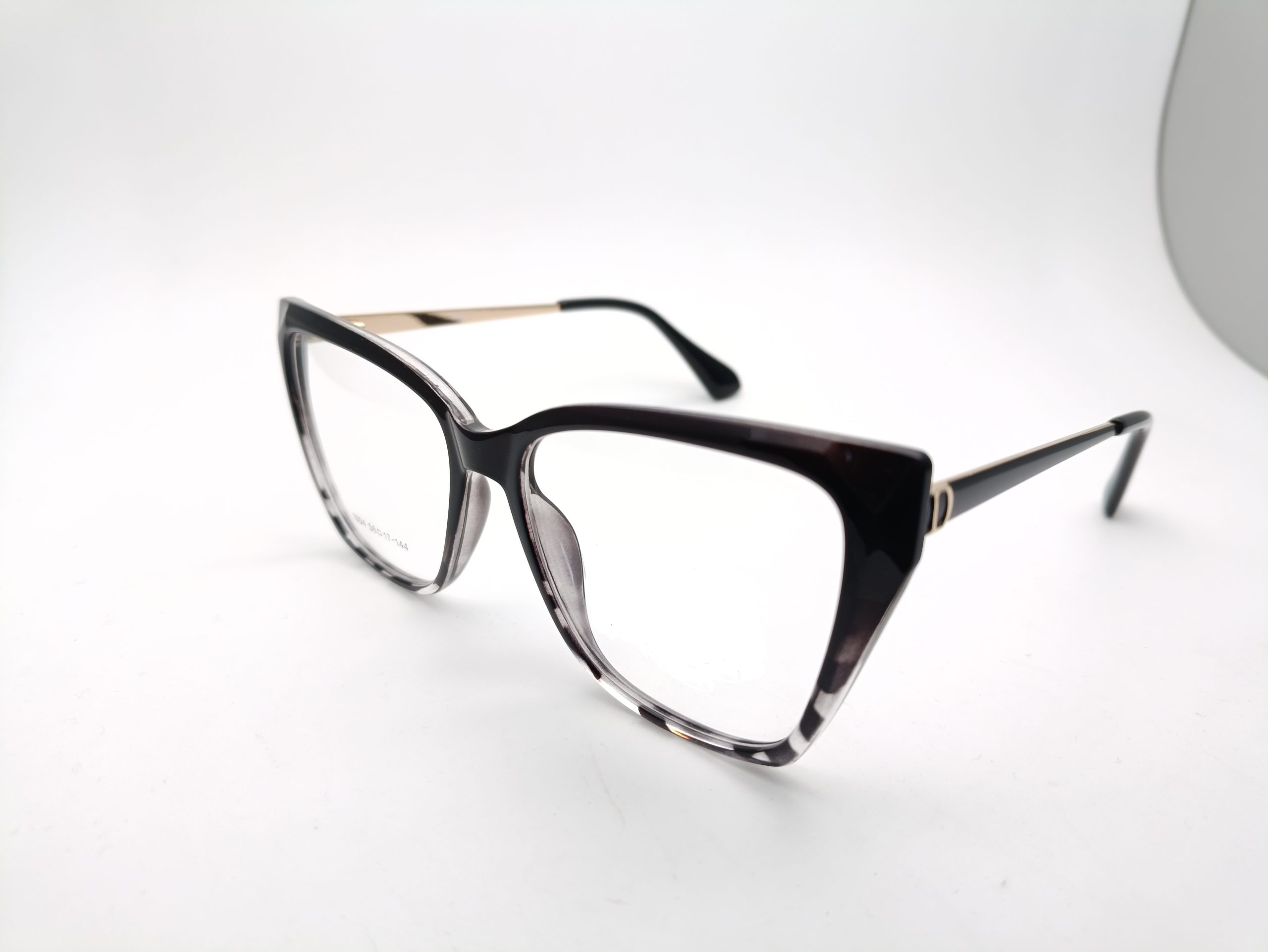 Cat-Eye Lightweight Full-Rim Glasses - Image 3