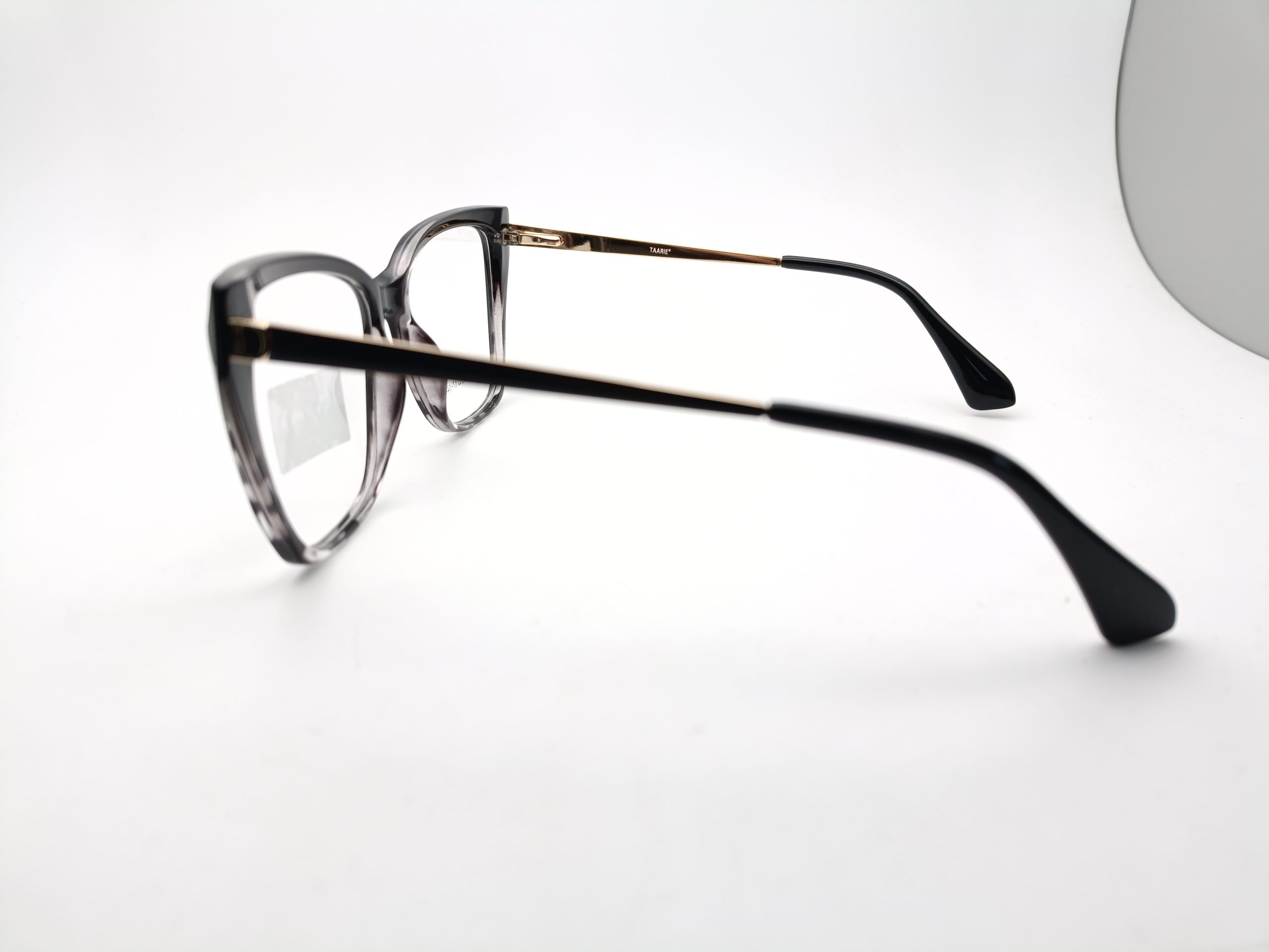 Cat-Eye Lightweight Full-Rim Glasses - Image 4