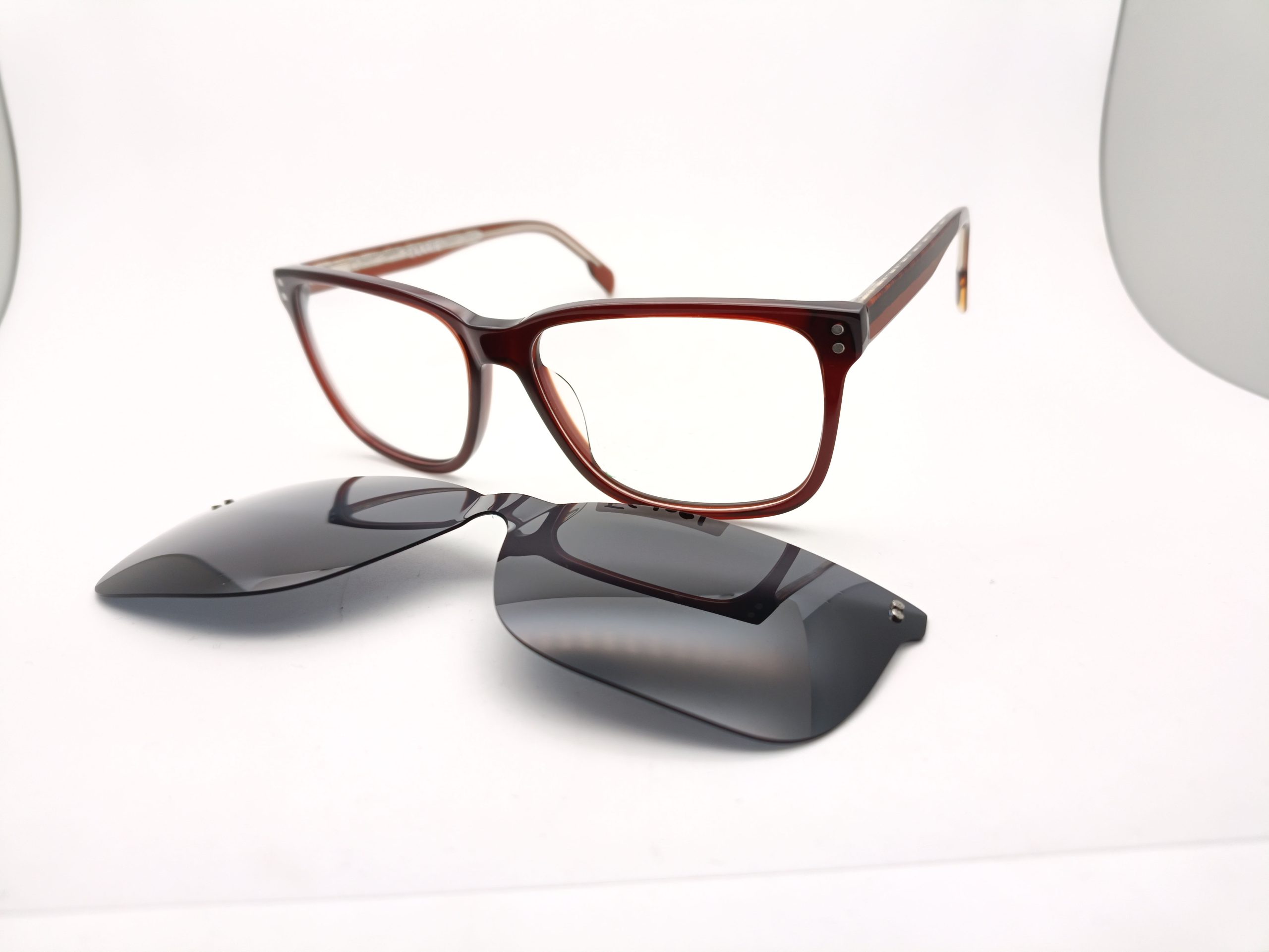 Duo-Clip/Innovative Design / Complex Assembly